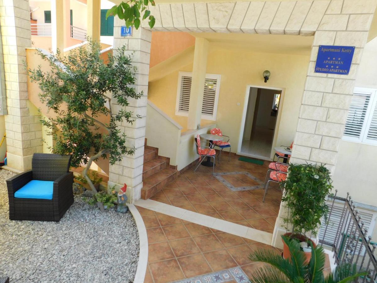 Apartment Dalmatia Ketty ماكارسكا المظهر الخارجي الصورة